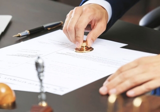 Saiba como registrar marcas e patentes