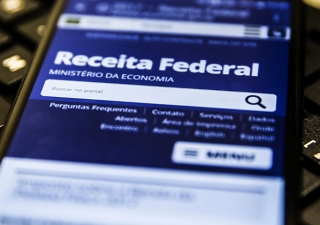 Tabela e datas da Restituição do Imposto de Renda: veja calendário completo